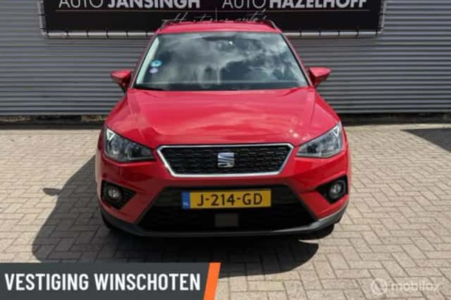 SEAT Arona (2020) thumbnail 5