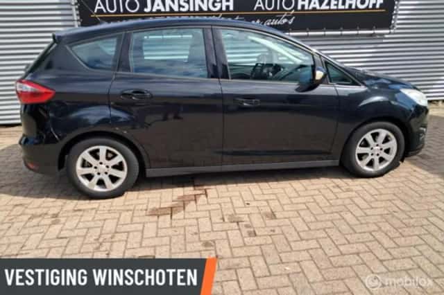 Ford C-Max (2015) thumbnail 4