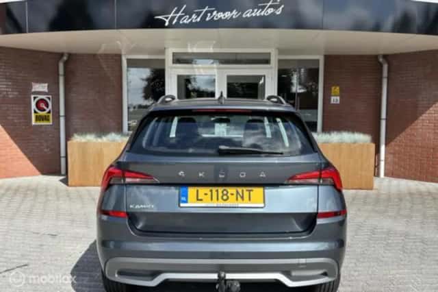 Škoda Kamiq (2021) thumbnail 3
