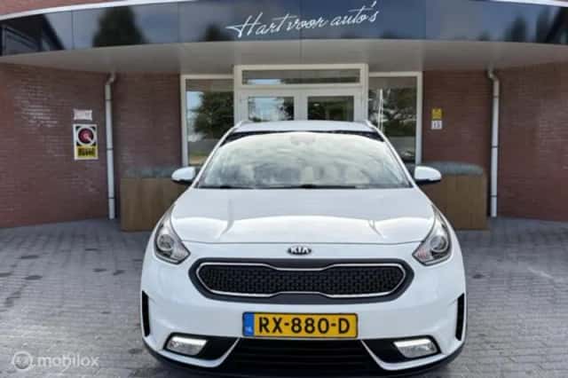 Kia Niro (2018) thumbnail 5