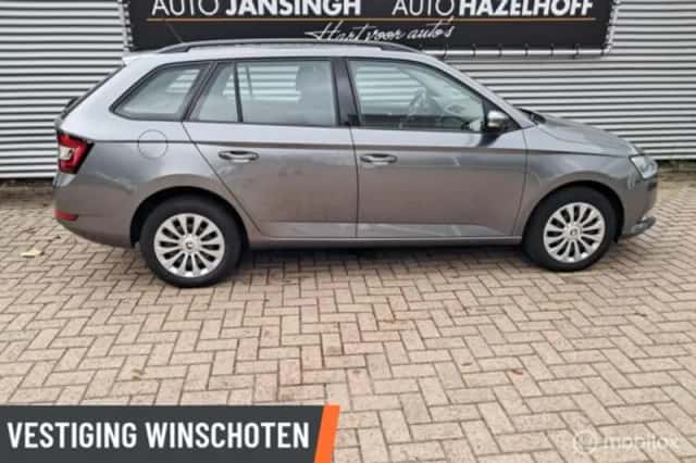 Škoda Fabia (2022) thumbnail 4