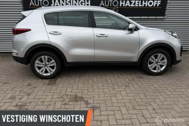 Kia Sportage (2017) thumbnail 4