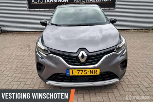 Renault Captur (2021) thumbnail 5