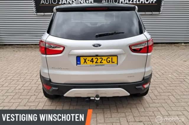 Ford EcoSport (2017) thumbnail 2