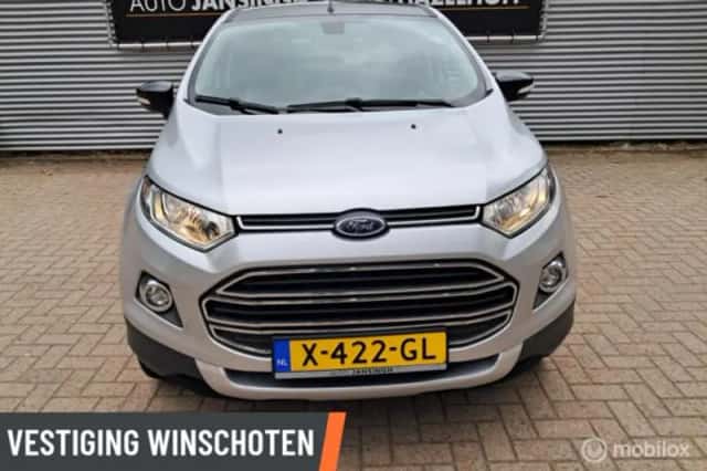 Ford EcoSport (2017) thumbnail 4