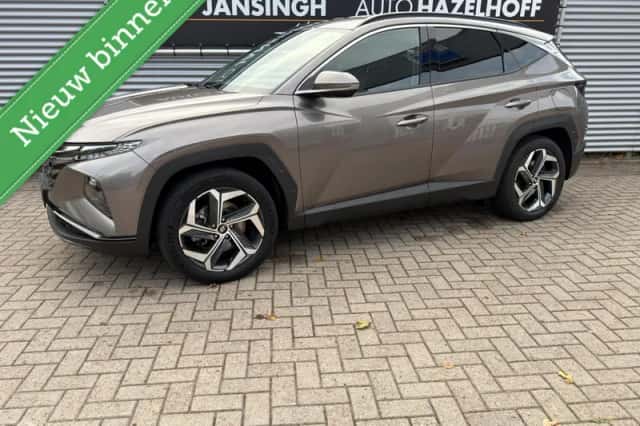 Hyundai Tucson (2022) thumbnail 1