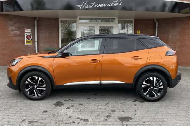 Peugeot 2008 (2020) thumbnail 2