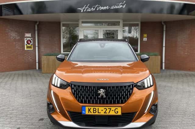 Peugeot 2008 (2020) thumbnail 5