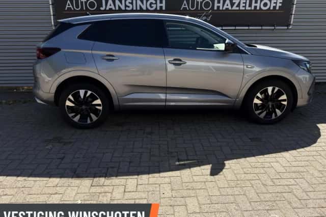 Opel Grandland (2022) thumbnail 4