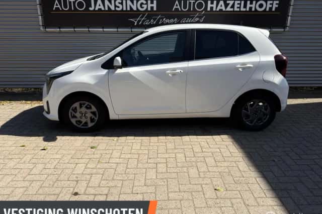Kia Picanto (2024) thumbnail 2