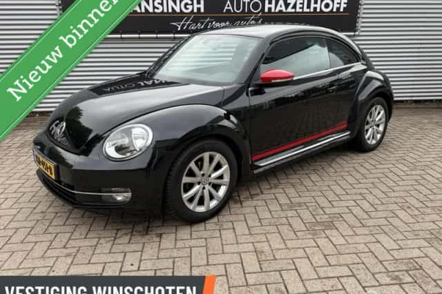 Volkswagen Beetle (2016) thumbnail 1