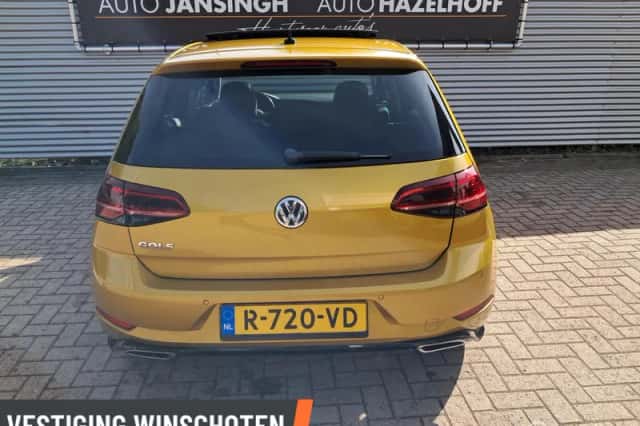 Volkswagen Golf (2018) thumbnail 4