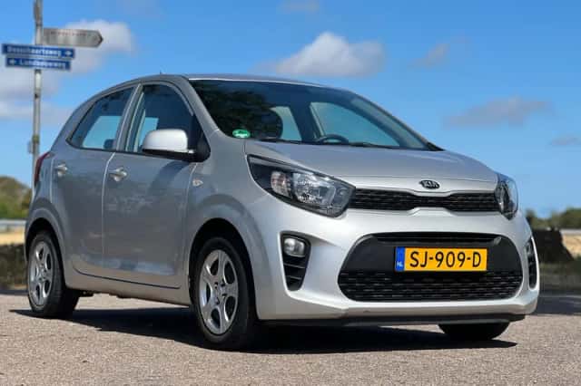 Kia Picanto (2018) thumbnail 2