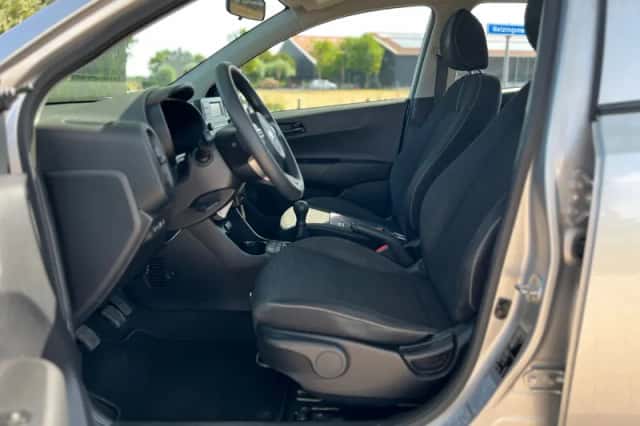 Kia Picanto (2018) thumbnail 5