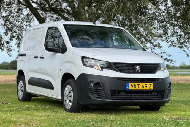 Peugeot Partner (2021) thumbnail 2