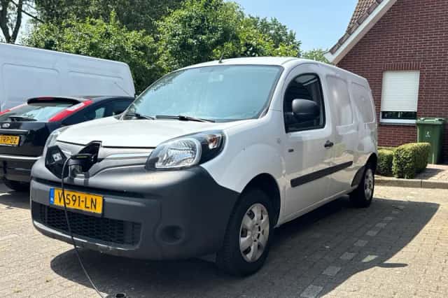 Renault Kangoo (2018) thumbnail 2