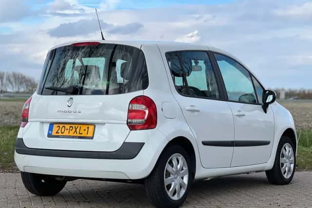 Renault Modus (2011) thumbnail 4