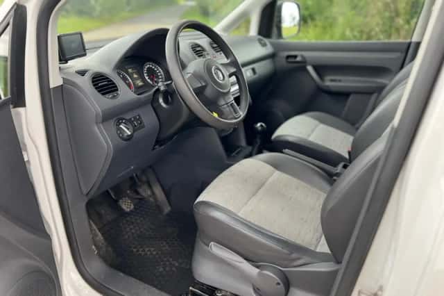 Volkswagen Caddy (2011) thumbnail 6
