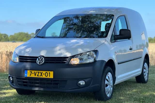 Volkswagen Caddy (2013) thumbnail 1