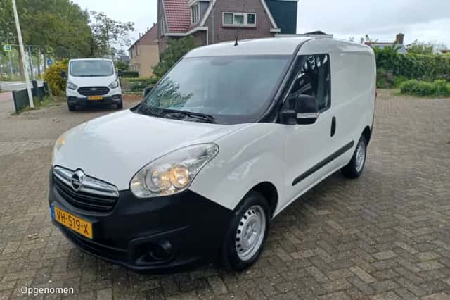 Opel Combo (2014) thumbnail 1