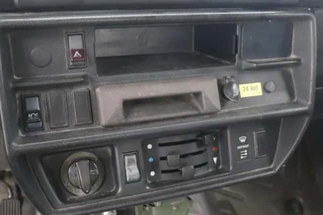 Mercedes-Benz G-Klasse (1994) thumbnail 18