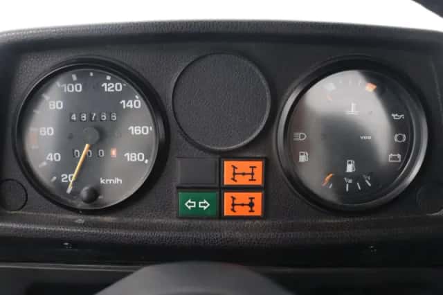 Mercedes-Benz 230 GE (1994) thumbnail 17