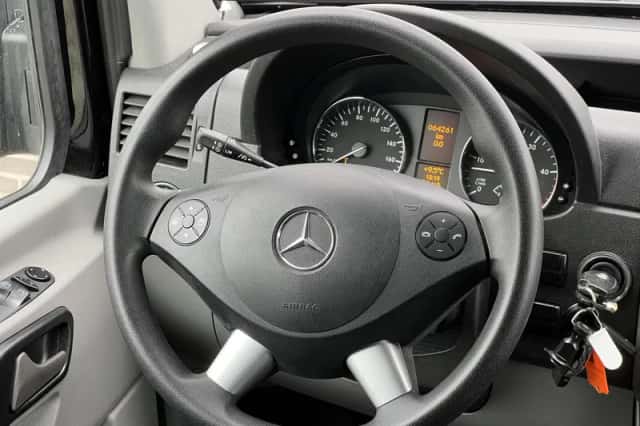 Mercedes-Benz Sprinter (2018) thumbnail 6