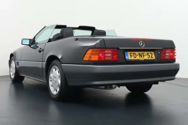 Mercedes-Benz SL-Klasse (1992) thumbnail 2
