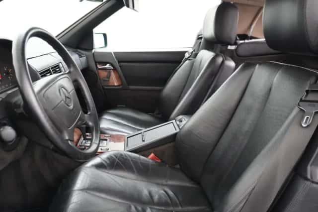 Mercedes-Benz SL-Klasse (1992) thumbnail 12