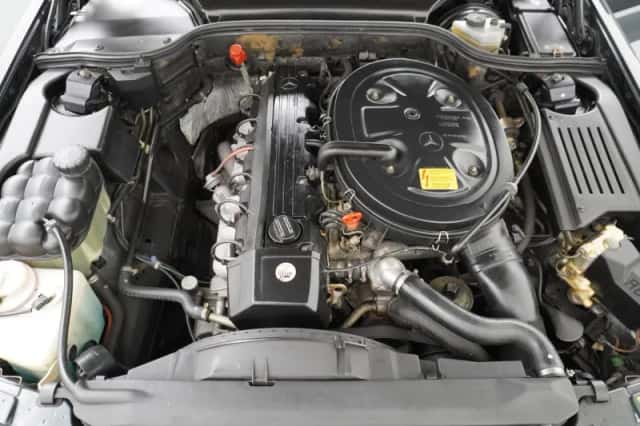 Mercedes-Benz SL-Klasse (1992) thumbnail 9