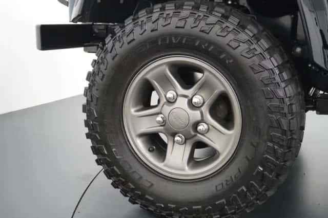 Land Rover Defender (1998) thumbnail 20