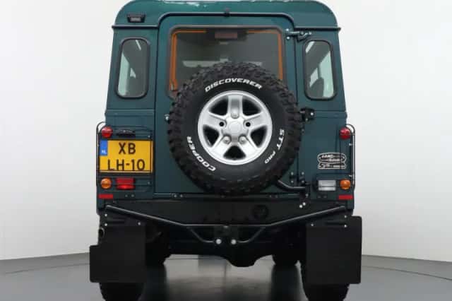 Land Rover Defender (1998) thumbnail 49