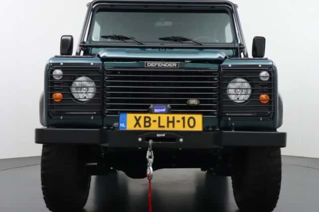Land Rover Defender (1998) thumbnail 51