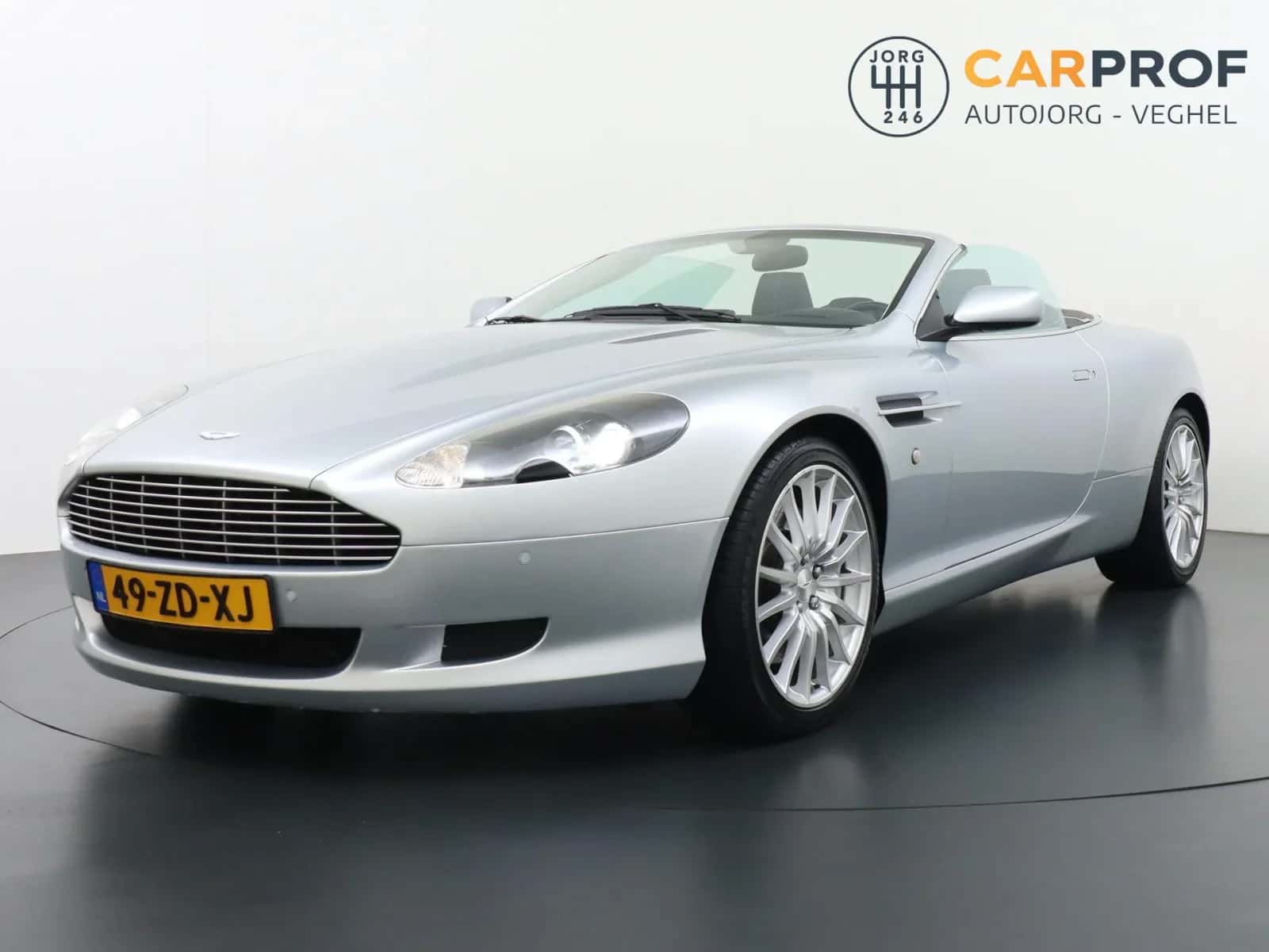 Aston Martin DB9 Volante (2008) — foto 1