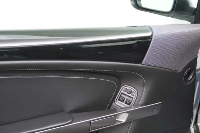 Aston Martin DB9 Volante (2008) thumbnail 11