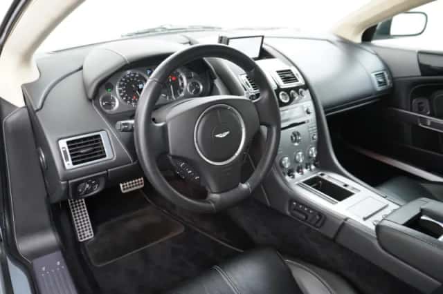 Aston Martin DB9 Volante (2008) thumbnail 13