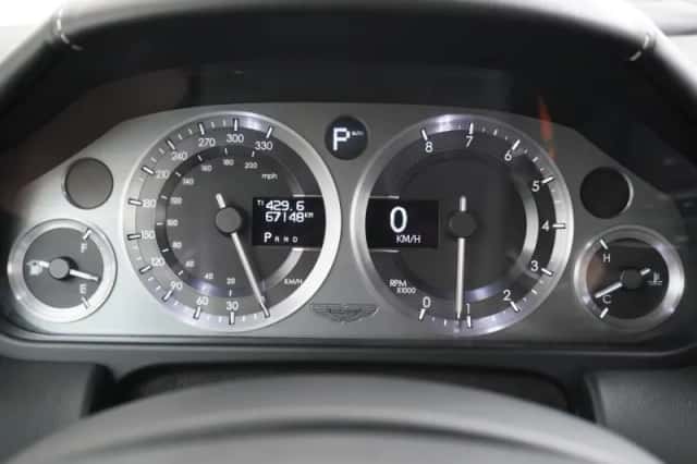 Aston Martin DB9 Volante (2008) thumbnail 22