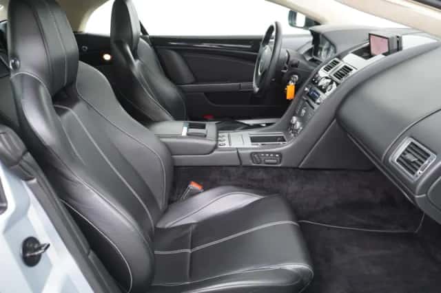 Aston Martin DB9 Volante (2008) thumbnail 29