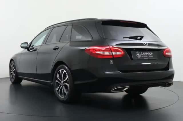Mercedes-Benz C-Klasse (2018) thumbnail 2