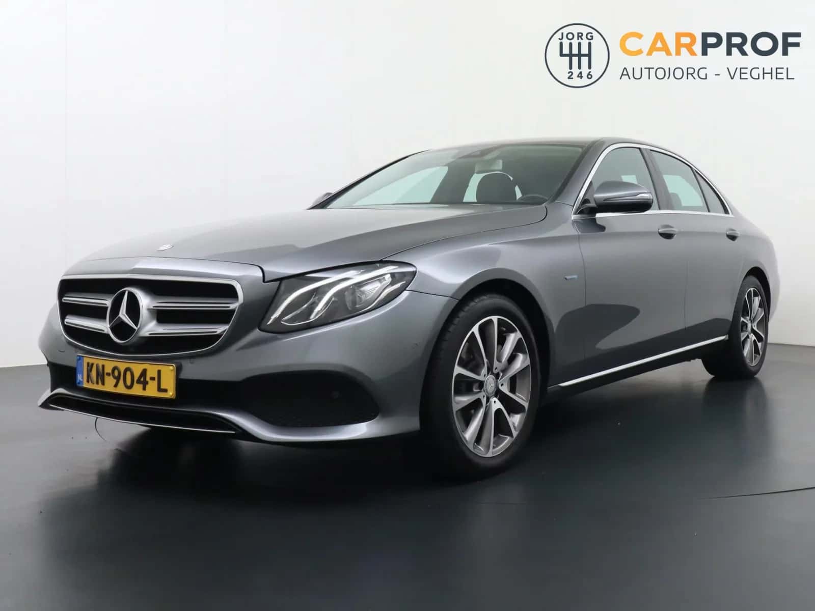 Mercedes-Benz E-Klasse (2016) — foto 1
