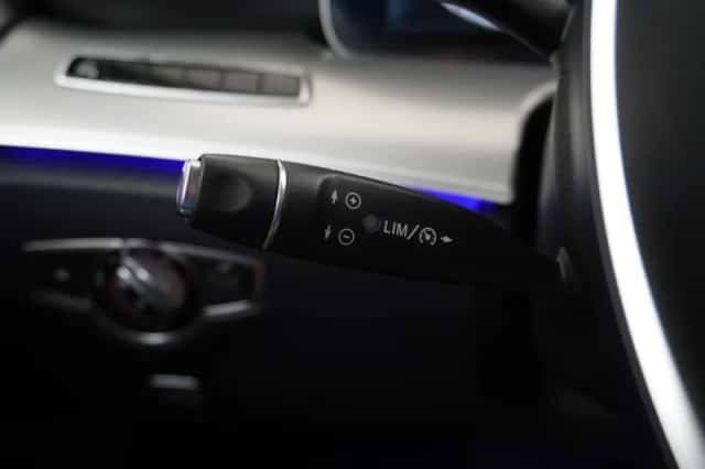 Mercedes-Benz E-Klasse (2016) thumbnail 29