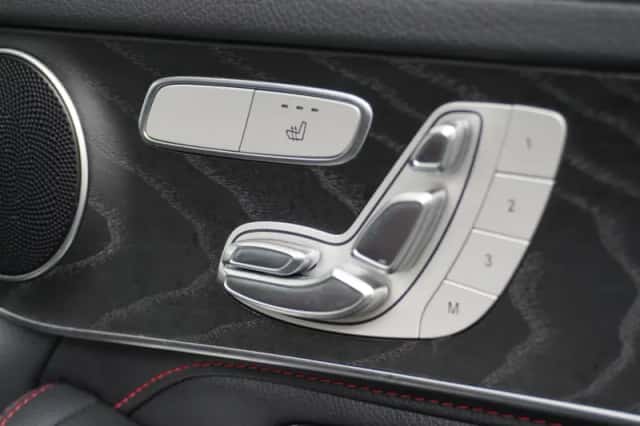 Mercedes-Benz GLC-Klasse (2018) thumbnail 12