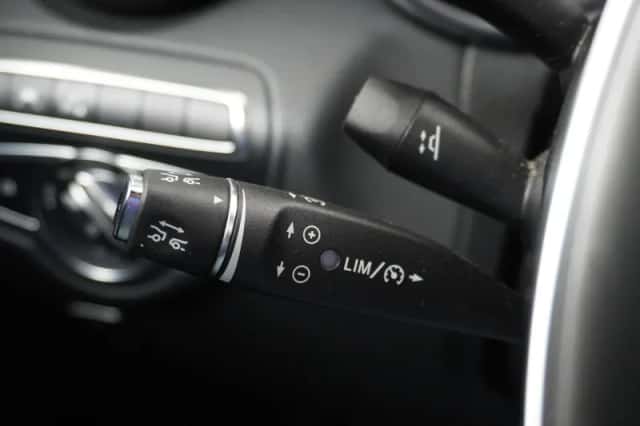 Mercedes-Benz GLC-Klasse (2018) thumbnail 14