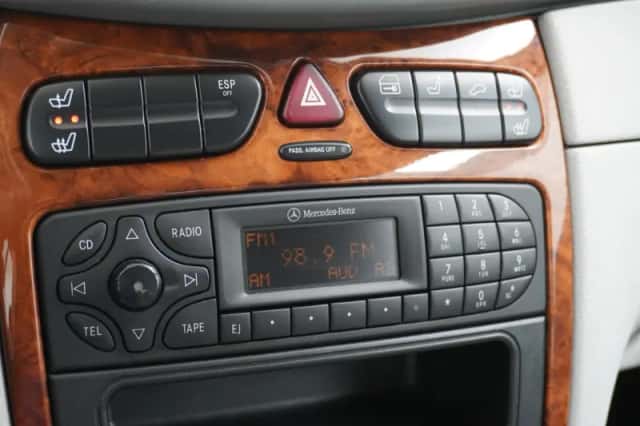 Mercedes-Benz CLK-Klasse (2003) thumbnail 7