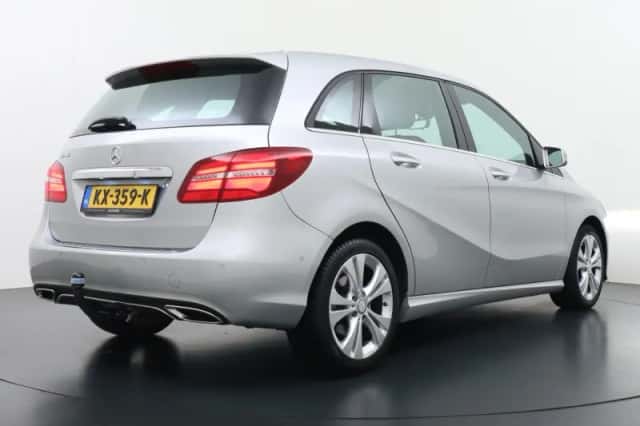 Mercedes-Benz B-Klasse (2016) thumbnail 3