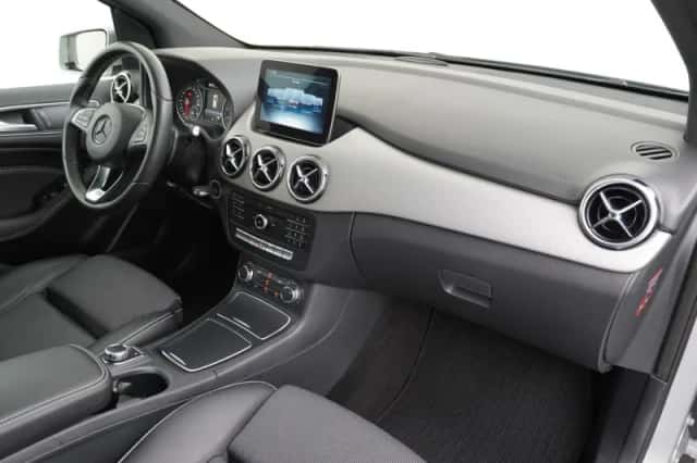 Mercedes-Benz B-Klasse (2016) thumbnail 31