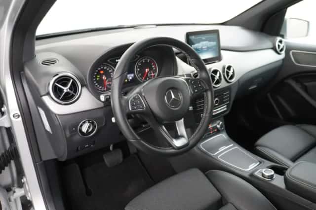Mercedes-Benz B-Klasse (2016) thumbnail 6