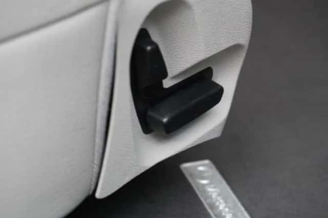 Mercedes-Benz E-Klasse (2009) thumbnail 34