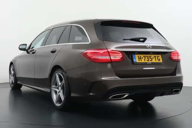 Mercedes-Benz C-Klasse (2014) thumbnail 2