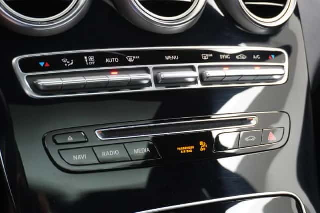Mercedes-Benz C-Klasse (2014) thumbnail 34